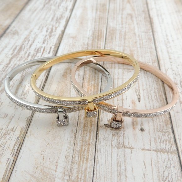 Lock Charm Bangle - Picture 3 of 13